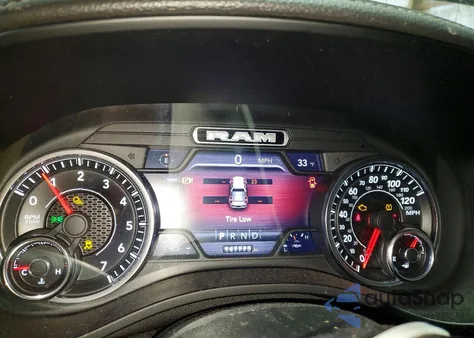 2019 Ram 1500 Laramie z USA, uszkodzony, nr VIN 1C6SRFJT2KN718513